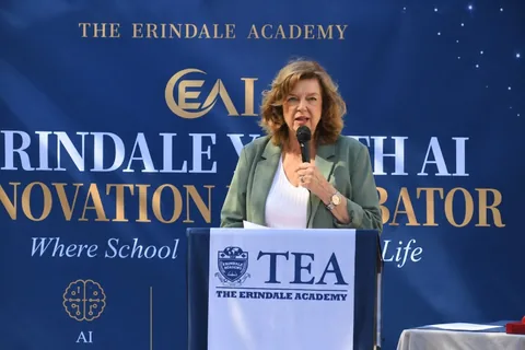 Mayor Carolyn Parrish delivers her launch remarks.